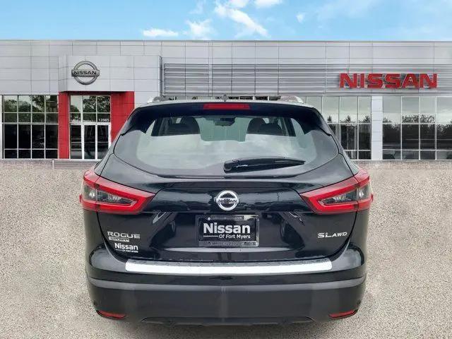2022 Nissan Rogue Sport SL AWD Xtronic CVT