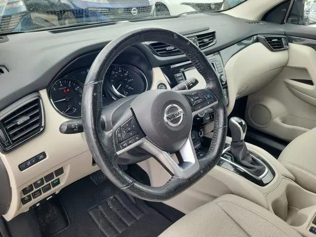 2022 Nissan Rogue Sport SL AWD Xtronic CVT