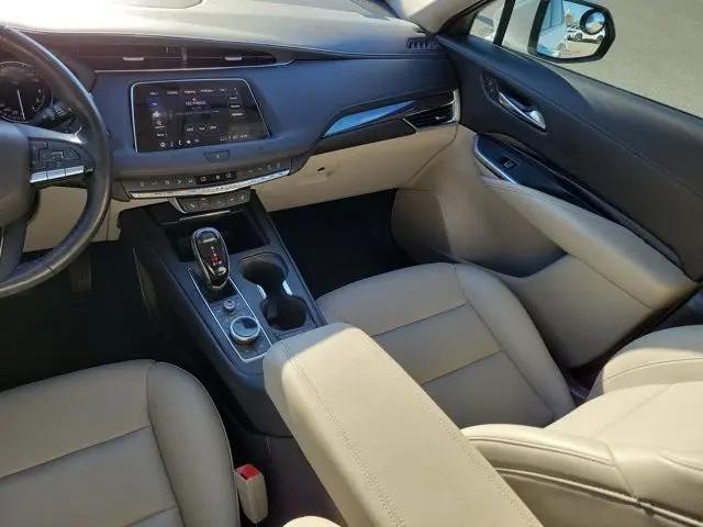2021 Cadillac XT4 Luxury