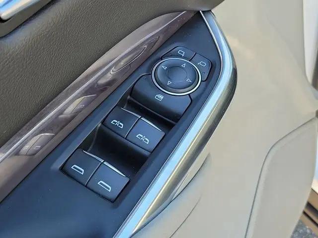 2021 Cadillac XT4 Luxury