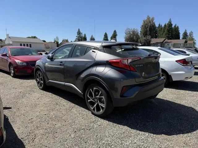 2021 Toyota C-HR XLE