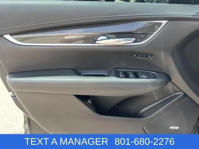 2020 Cadillac XT6 Sport