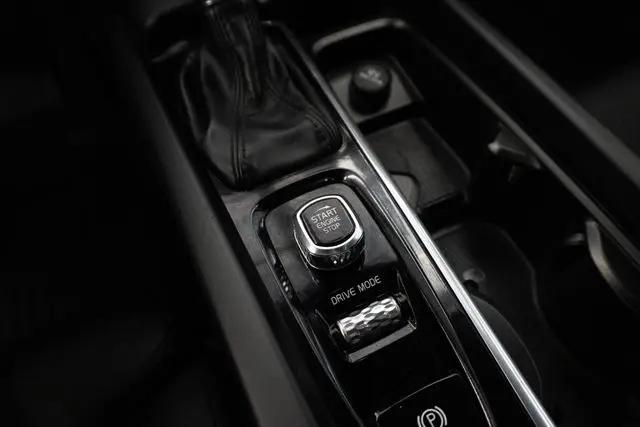 2020 Volvo XC60 T6 Inscription