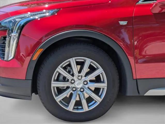 2023 Cadillac XT4 FWD Premium Luxury