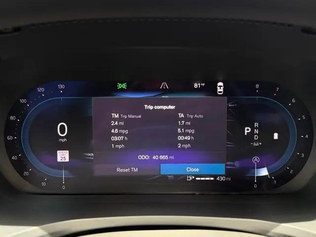 2024 Volvo S60 B5 Plus Dark Theme