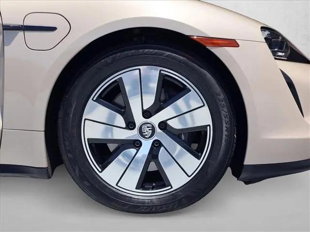 2023 Porsche Taycan Taycan