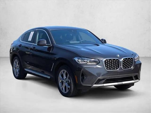 2023 BMW X4 xDrive30i