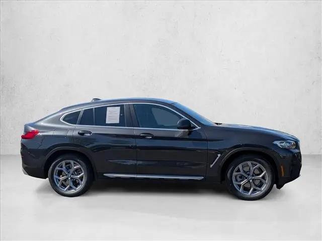 2023 BMW X4 xDrive30i