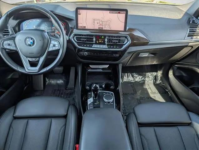 2023 BMW X4 xDrive30i
