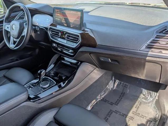 2023 BMW X4 xDrive30i