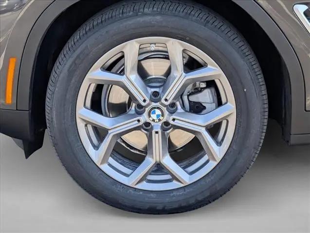 2023 BMW X4 xDrive30i