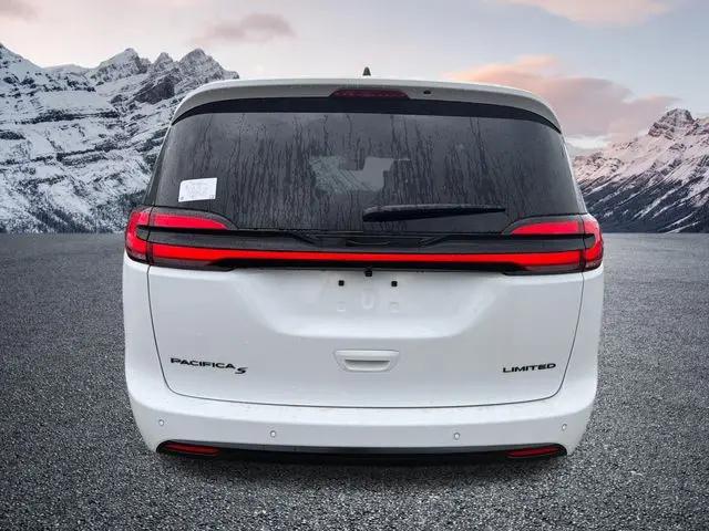 2027 Chrysler Pacifica Limited
