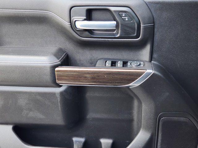 2021 Chevrolet Silverado 1500 2WD Crew Cab Short Bed LT