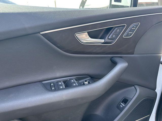 2022 Audi Q7 Premium Plus 45 TFSI quattro Tiptronic