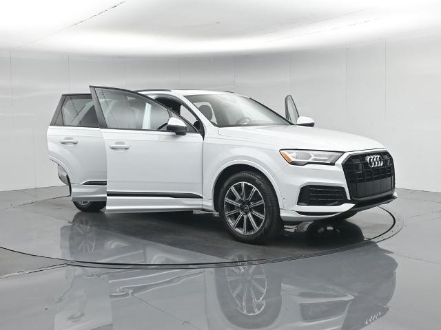 2022 Audi Q7 Premium Plus 45 TFSI quattro Tiptronic