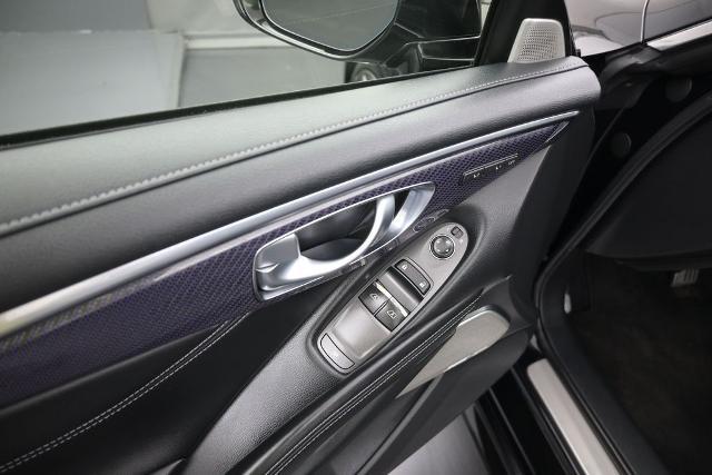 2017 INFINITI Q60 3.0t Red Sport 400