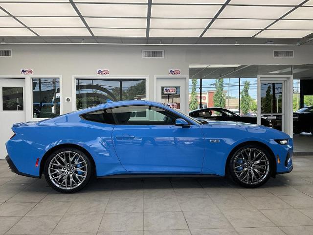 2024 Ford Mustang GT Premium Fastback