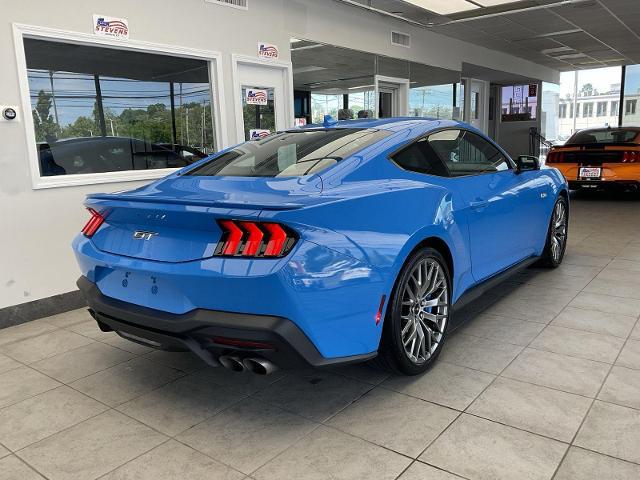 2024 Ford Mustang GT Premium Fastback