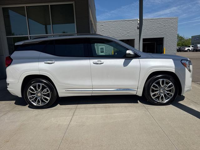 2024 GMC Terrain AWD Denali