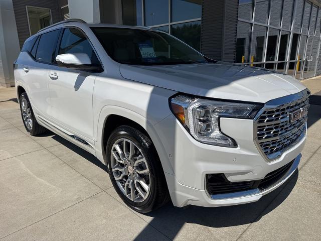 2024 GMC Terrain AWD Denali