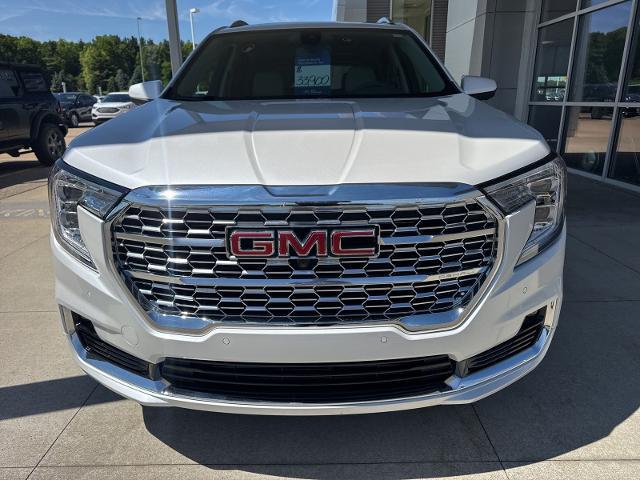 2024 GMC Terrain AWD Denali