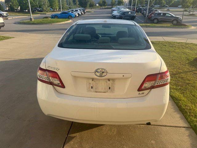 2010 Toyota Camry LE