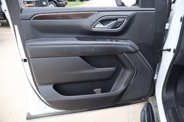 2022 GMC Yukon XL 4WD SLE