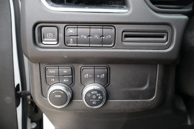 2022 GMC Yukon XL 4WD SLE