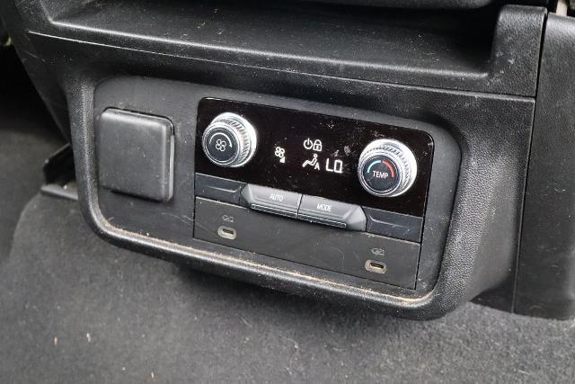2022 GMC Yukon XL 4WD SLE