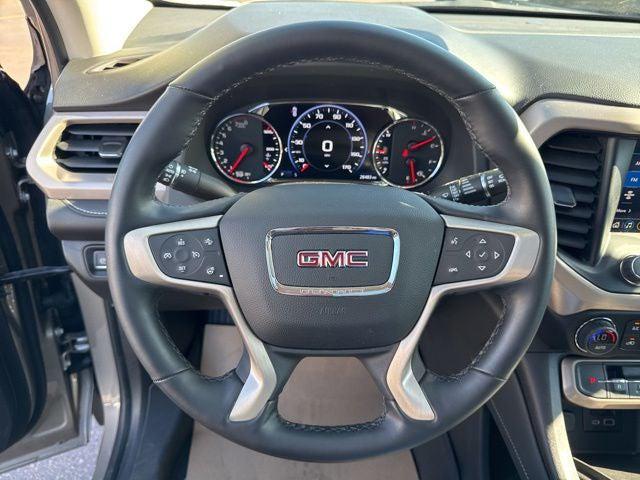 2023 GMC Acadia AWD Denali
