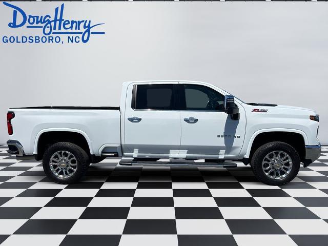 2025 Chevrolet Silverado 2500HD 4WD Crew Cab Standard Bed LTZ