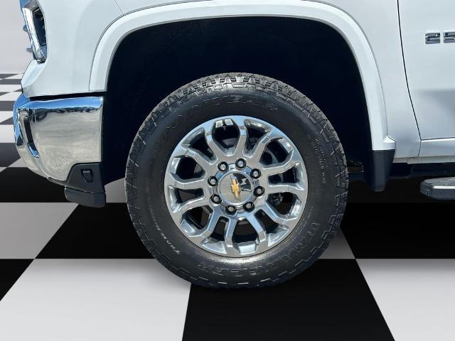 2025 Chevrolet Silverado 2500HD 4WD Crew Cab Standard Bed LTZ