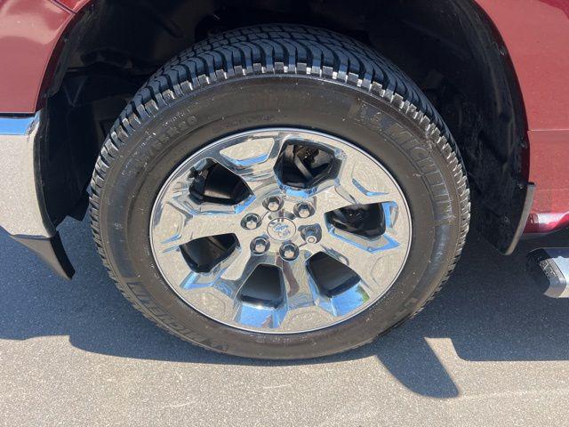 2019 Ram 1500 Big Horn/Lone Star Crew Cab 4x4 5'7" Box