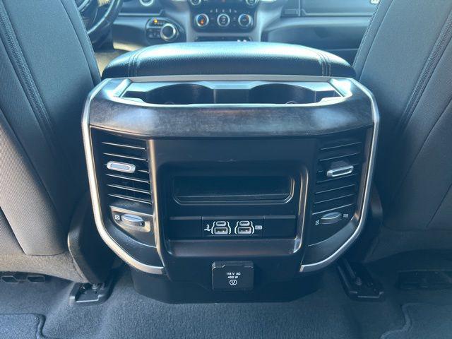 2019 Ram 1500 Big Horn/Lone Star Crew Cab 4x4 5'7" Box