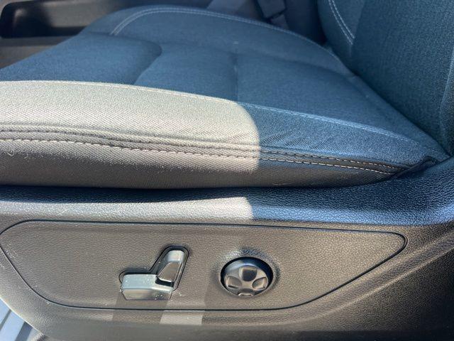 2019 Ram 1500 Big Horn/Lone Star Crew Cab 4x4 5'7" Box