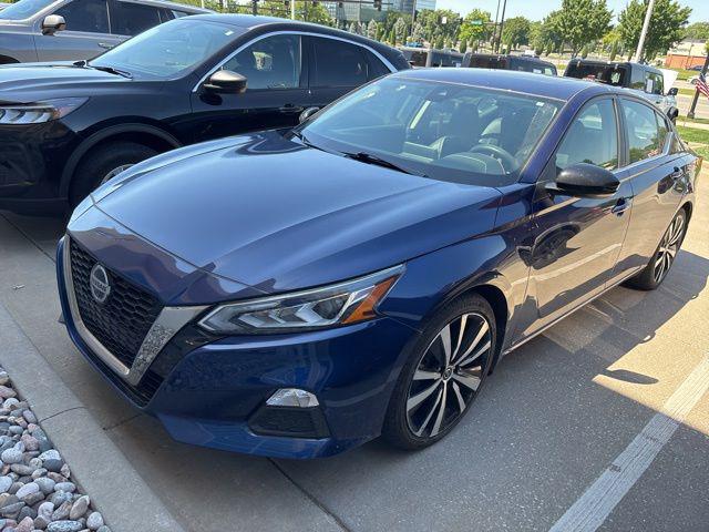 2022 Nissan Altima SR VC-Turbo FWD