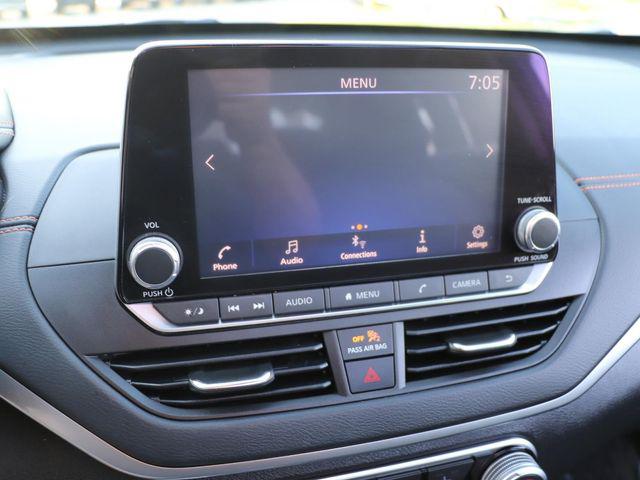 2022 Nissan Altima SR VC-Turbo FWD