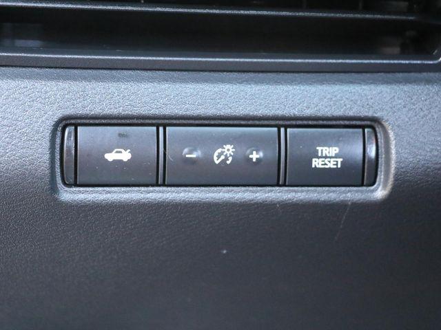 2022 Nissan Altima SR VC-Turbo FWD