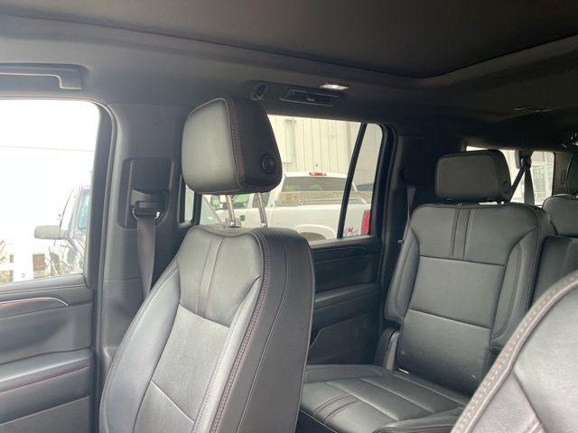 2021 Chevrolet Suburban 4WD RST