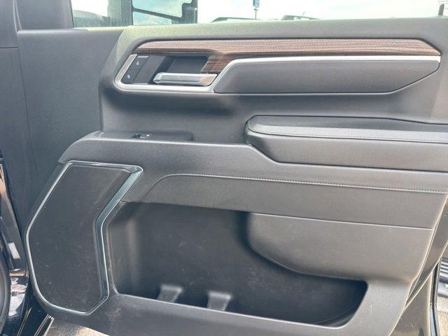 2025 Chevrolet Silverado 2500HD 4WD Crew Cab Standard Bed LT