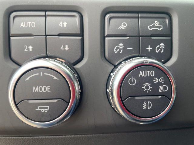 2024 GMC Sierra 1500 4WD Crew Cab Short Box Denali