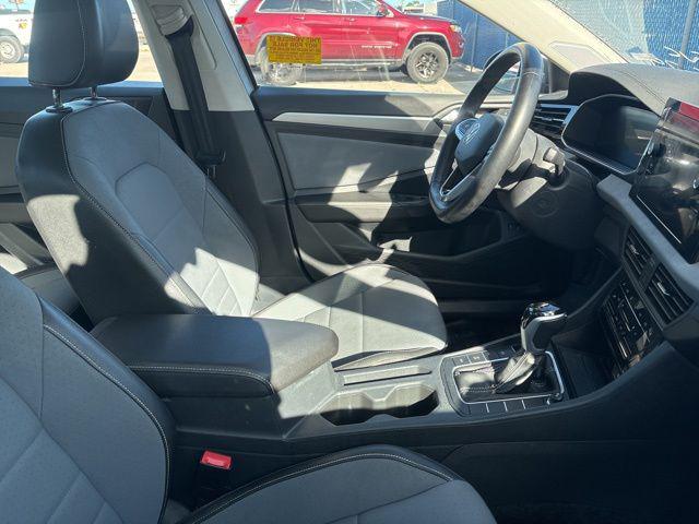 2025 Volkswagen Jetta 1.5T SE