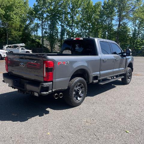 2023 Ford F-350 LARIAT