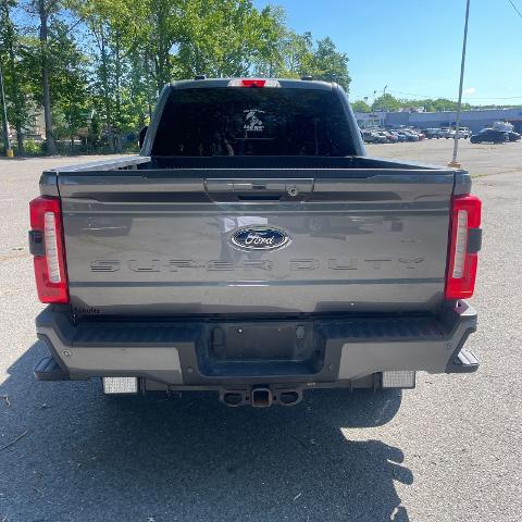 2023 Ford F-350 LARIAT