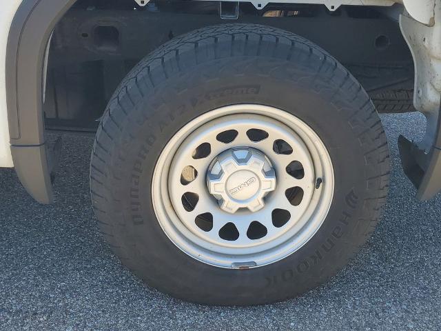 2024 GMC Sierra 1500 4WD Crew Cab Short Box Pro