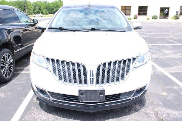 2014 Lincoln MKX Base