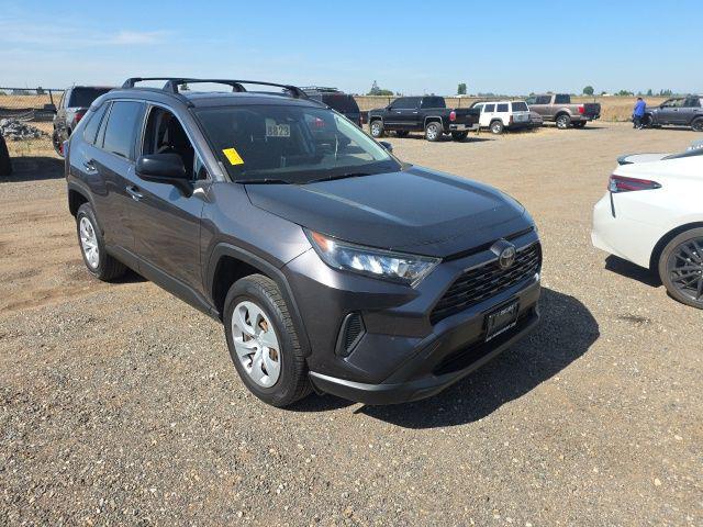 2019 Toyota RAV4 LE for sale in Selma, CA