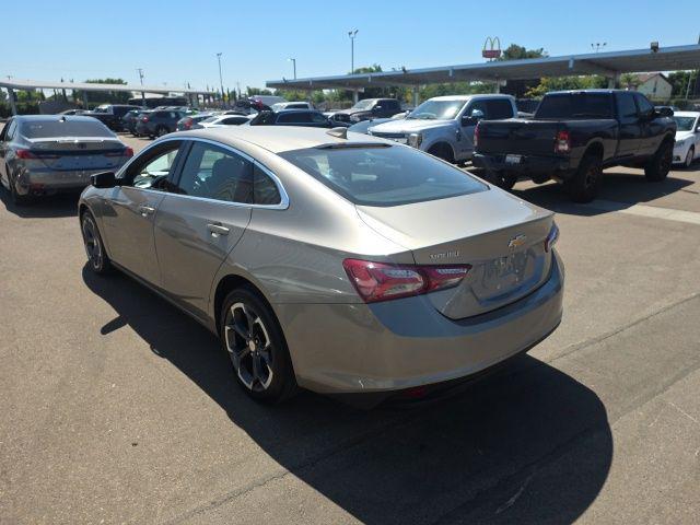 2022 Chevrolet Malibu FWD LT