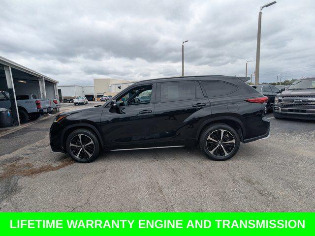 2022 Toyota Highlander XSE
