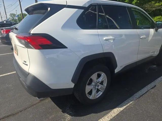 2021 Toyota RAV4 Hybrid LE